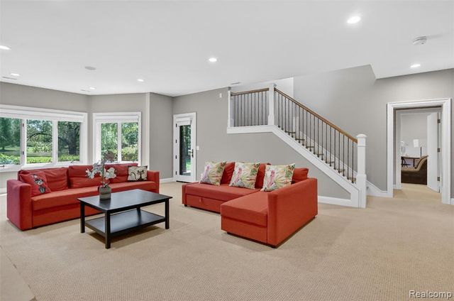 2951 Turtle Pond Court, Bloomfield Hills, MI 48302