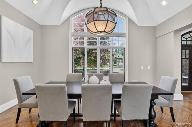 2951 Turtle Pond Court, Bloomfield Hills, MI 48302