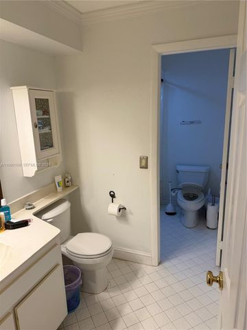 15202 SW 46th Ln C-75, Miami, FL 33185