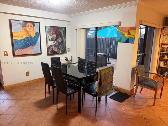 15202 SW 46th Ln C-75, Miami, FL 33185