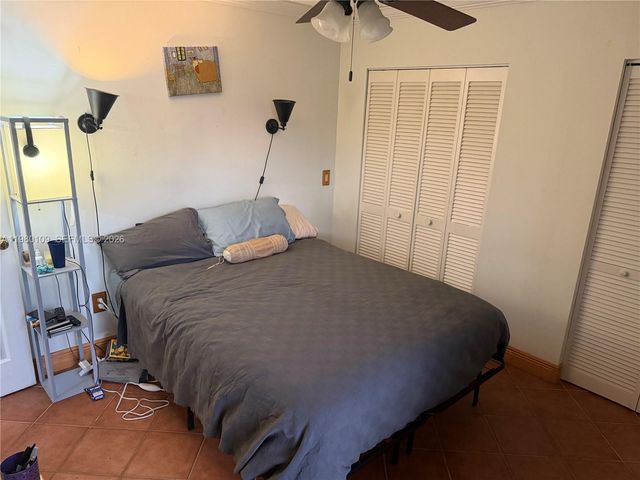 15202 SW 46th Ln C-75, Miami, FL 33185