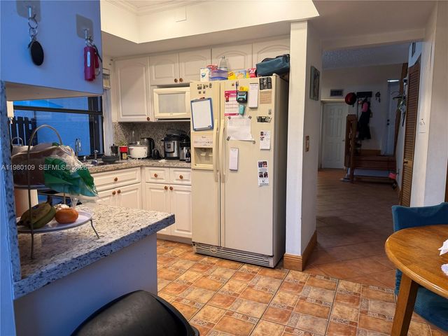 15202 SW 46th Ln C-75, Miami, FL 33185