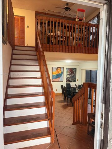 15202 SW 46th Ln C-75, Miami, FL 33185