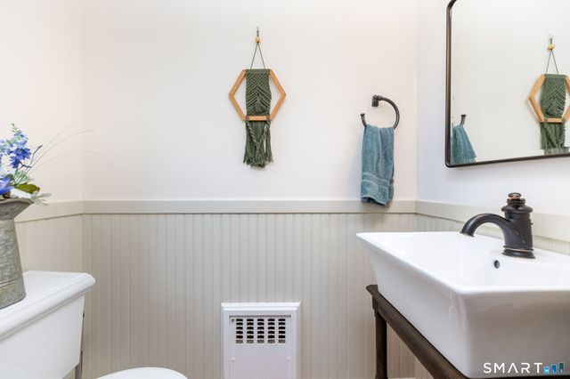 19 Westway, Wethersfield, CT 06109
