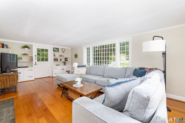 19 Westway, Wethersfield, CT 06109