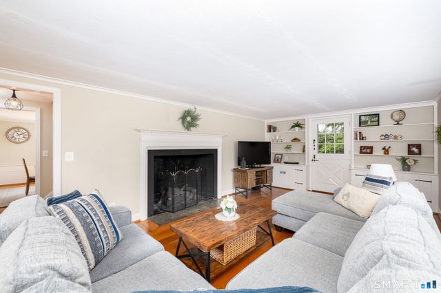19 Westway, Wethersfield, CT 06109
