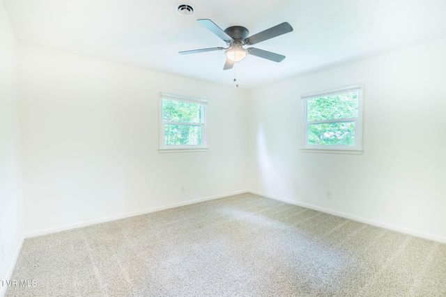 1404 Brentwood Drive, Greeneville, TN 37743