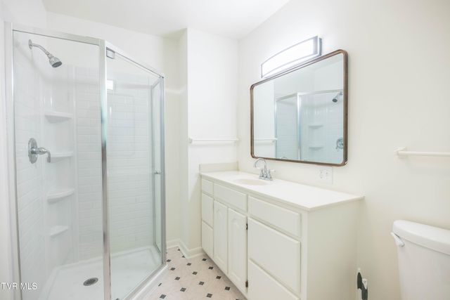 1404 Brentwood Drive, Greeneville, TN 37743