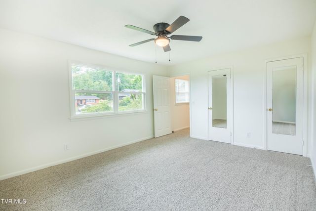 1404 Brentwood Drive, Greeneville, TN 37743