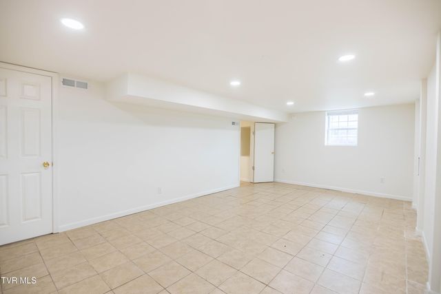 1404 Brentwood Drive, Greeneville, TN 37743