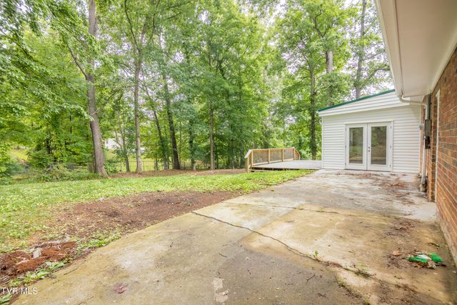1404 Brentwood Drive, Greeneville, TN 37743