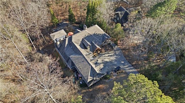 6427 Point Twenty Two, Gainesville, GA 30506