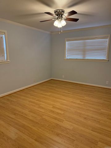 1001 W Johnson Street, Nashville, AR 71852