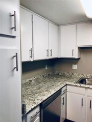 217 Church Street 101, Galveston, TX 77550