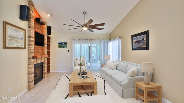 1924 Whisperwood Way, Port Orange, FL 32128