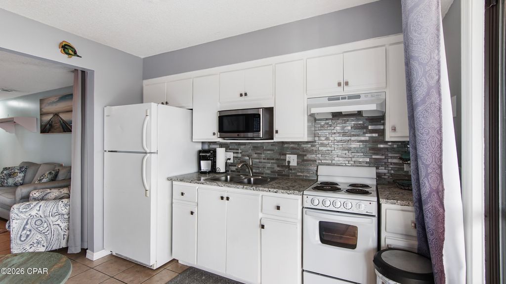 Image 6 of property listing at 8730 Thomas Drive 1302A, Panama City Beach, FL 32408