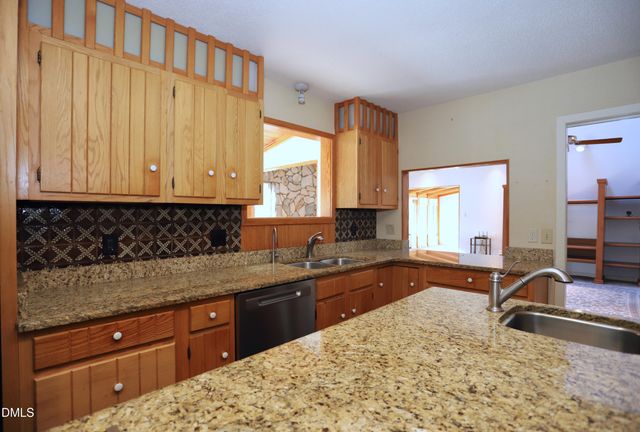 4611 E Perquimans E Road, Greensboro, NC 27407