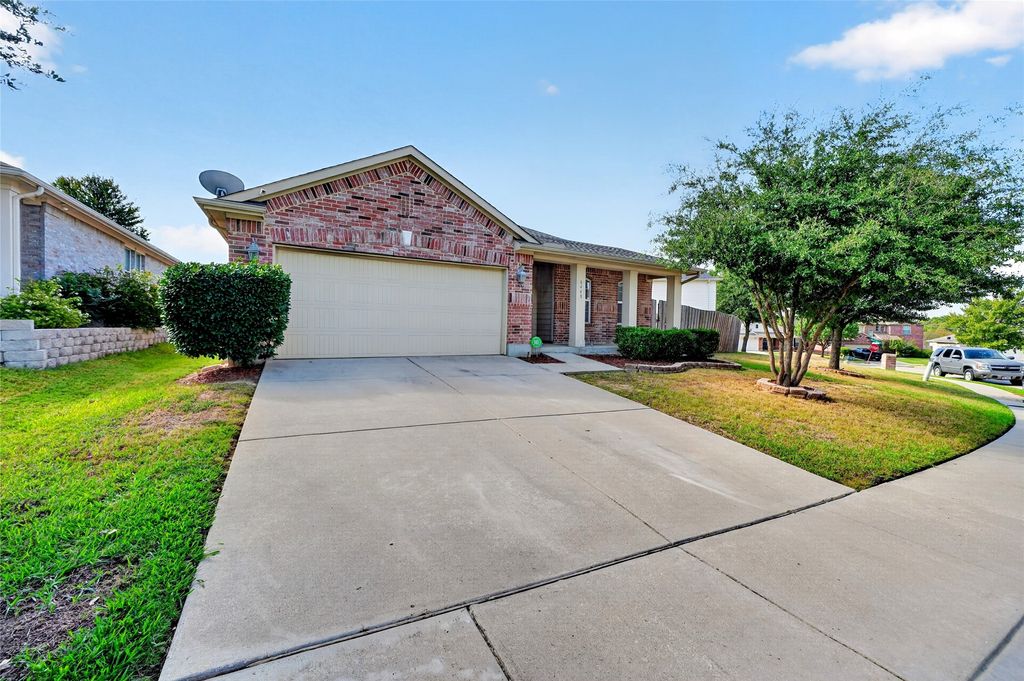 8448 Little Fawn Lane, Dallas, TX 75249 — photo 3