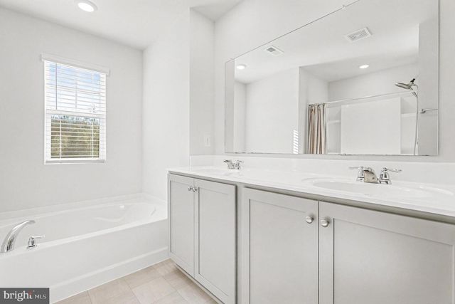 18011 COOLIDGE LN, Bowling Green, VA 22427