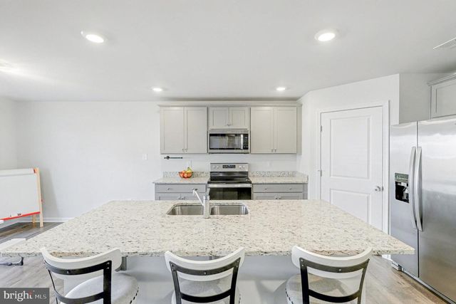 18011 COOLIDGE LN, Bowling Green, VA 22427