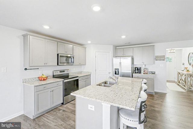 18011 COOLIDGE LN, Bowling Green, VA 22427