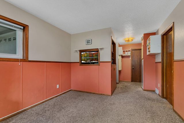 1340 Wildwood Road, Saint Cloud, MN 56303