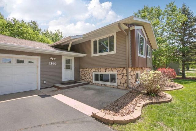 1340 Wildwood Road, Saint Cloud, MN 56303