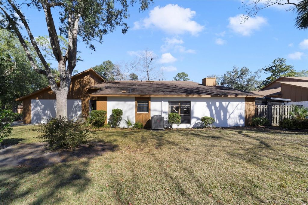 Image 4 of property listing at 15 SOCO TRAIL, Ormond Beach, FL 32174