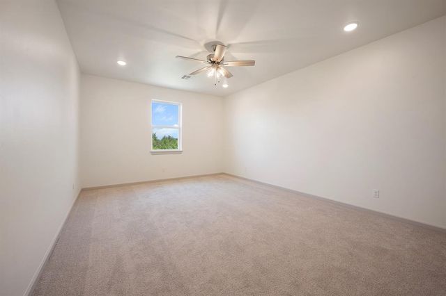 5812 NW 154th Terrace, Edmond, OK 73013