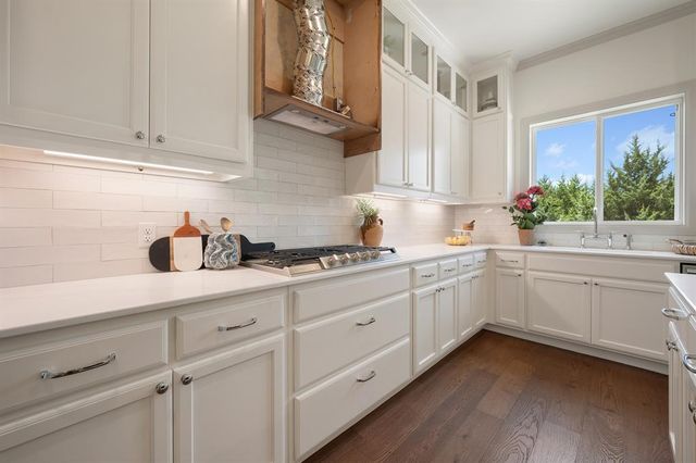 5812 NW 154th Terrace, Edmond, OK 73013