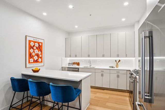 256 Dorchester Street 503, Boston, MA 02127