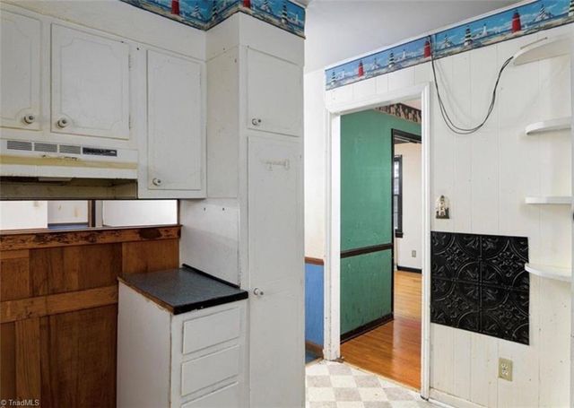 1526 Ann Arbor Court, High Point, NC 27265