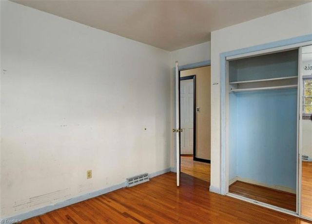 1526 Ann Arbor Court, High Point, NC 27265