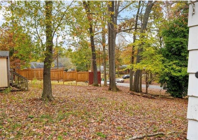 1526 Ann Arbor Court, High Point, NC 27265