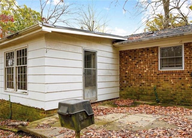 1526 Ann Arbor Court, High Point, NC 27265