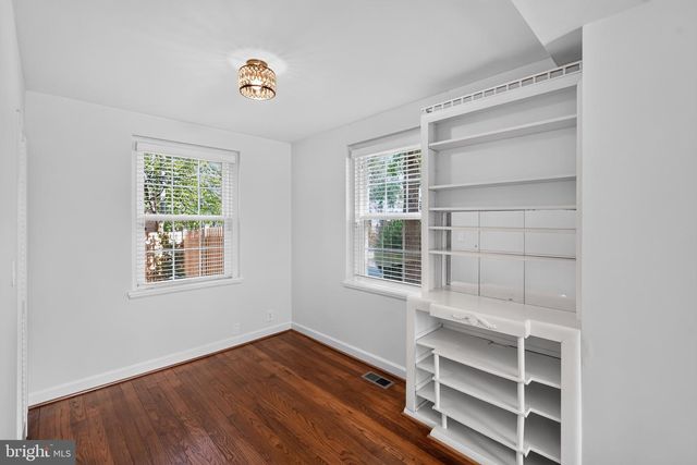 4901 30TH ST S, Arlington, VA 22206