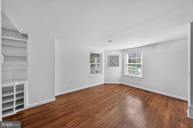 4901 30TH ST S, Arlington, VA 22206