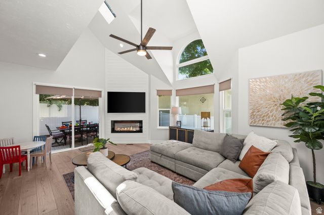 662 E DOWNING ST, Midvale, UT 84047