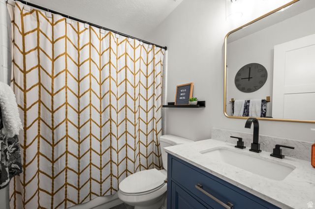 662 E DOWNING ST, Midvale, UT 84047