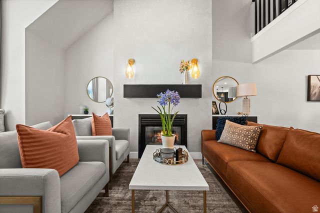662 E DOWNING ST, Midvale, UT 84047