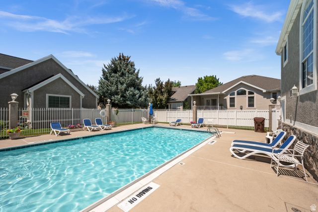 662 E DOWNING ST, Midvale, UT 84047