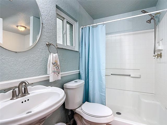 300 MINNESOTA AVENUE, St Cloud, FL 34769