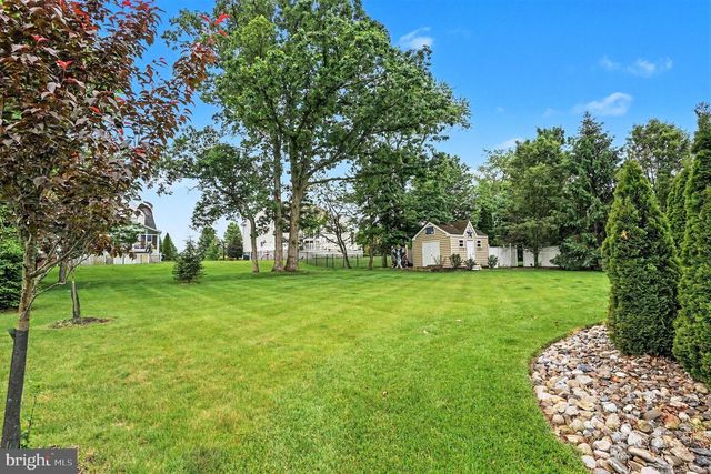 102 ITHAN LN, Collegeville, PA 19426