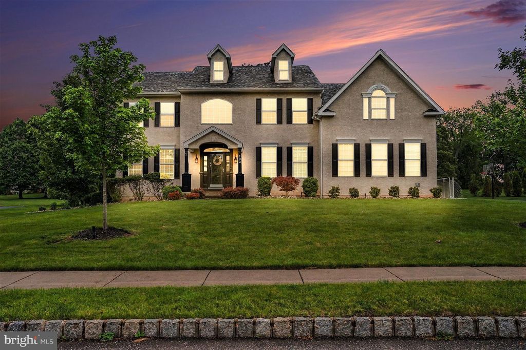 102 ITHAN LN, Collegeville, PA 19426