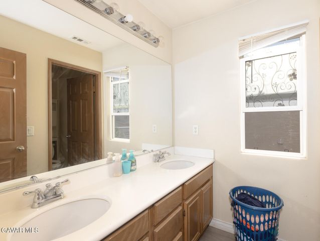 3102 Topaz Lane, Lancaster, CA 93535