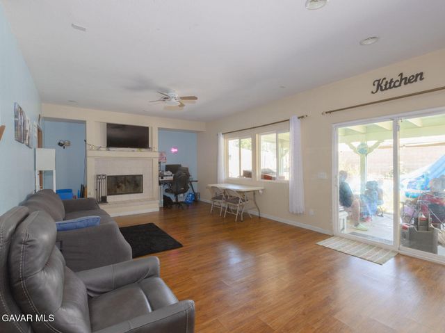 3102 Topaz Lane, Lancaster, CA 93535