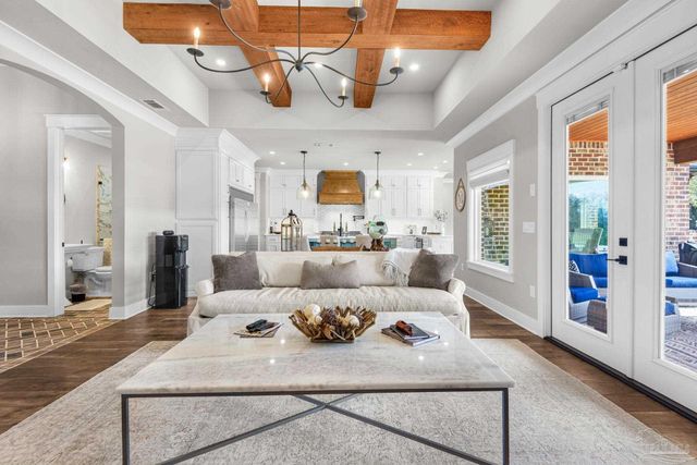 3275 Melvin Dr, Pace, FL 32571