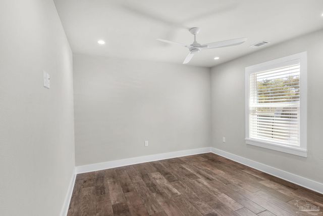 3275 Melvin Dr, Pace, FL 32571