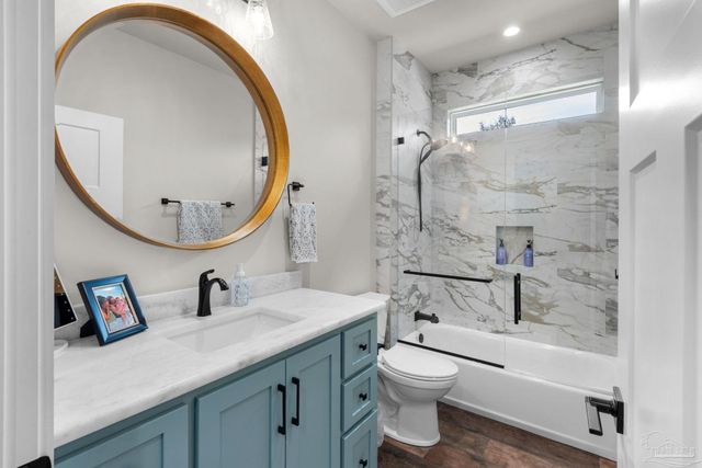 3275 Melvin Dr, Pace, FL 32571