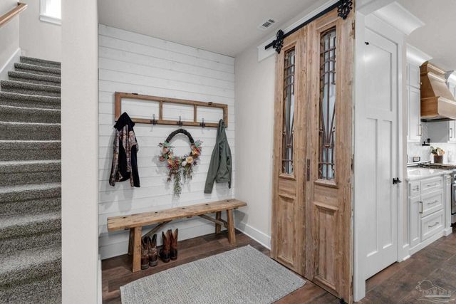 3275 Melvin Dr, Pace, FL 32571